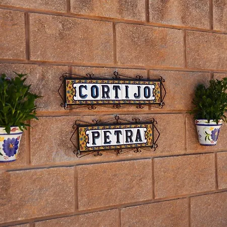 Cortijo Petra * Villanueva del Rosario